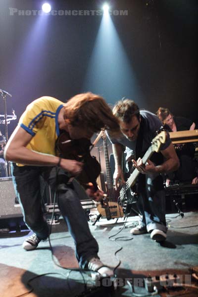 YANN TIERSEN - 2006-06-16 - PARIS - Le Bataclan - 